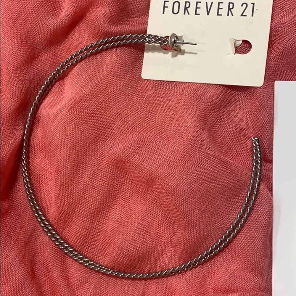 Hoop earring bundle 😎⭐️ - Picture 2 of 5